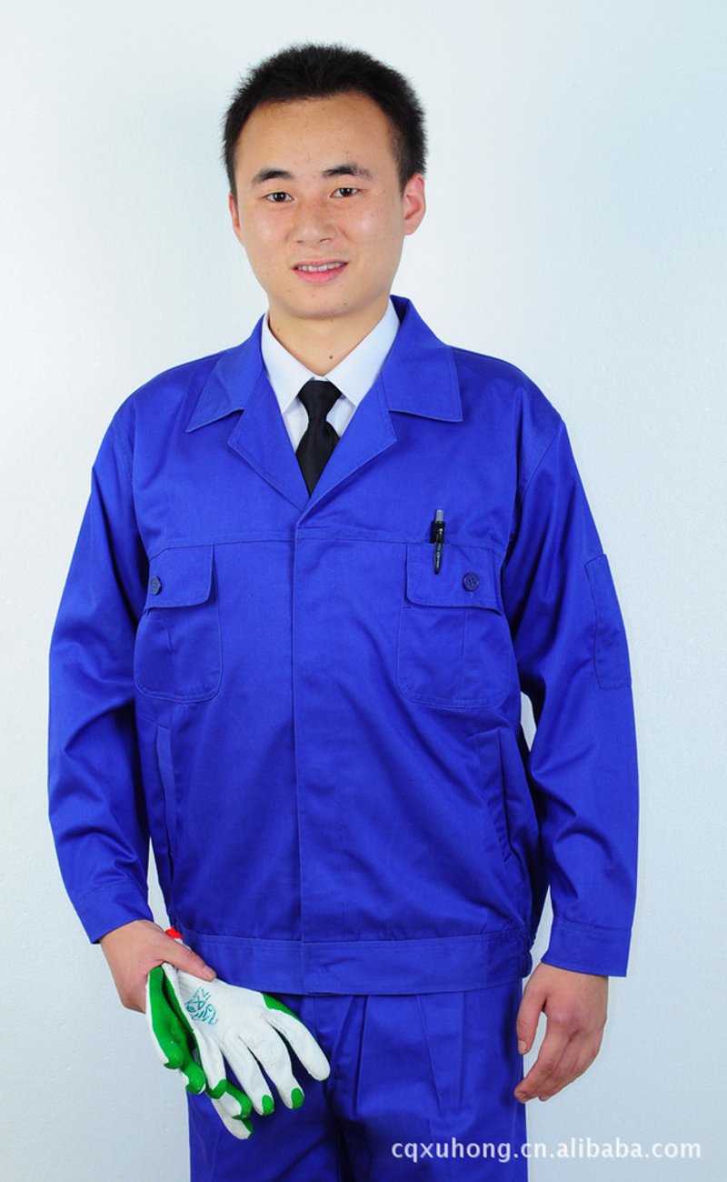 如何找到最适合自己的外衣定制服务？